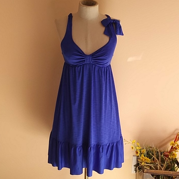 Betsy Johnson Dress. - Picture 1 of 7